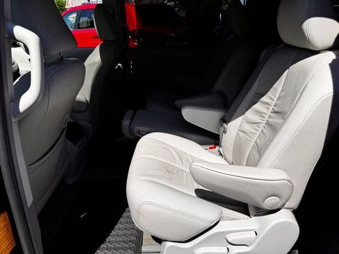 Used 2012 Toyota Sienna XLE w/ XLE Navigation Pkg FWD image 24