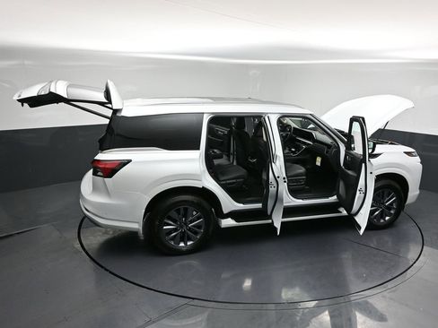 New 2026 INFINITI QX80 Pure w/ Cargo Package image 35