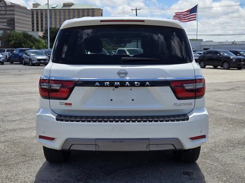 Certified 2024 Nissan Armada Platinum w/ Captain's Chairs Package RWD image 5
