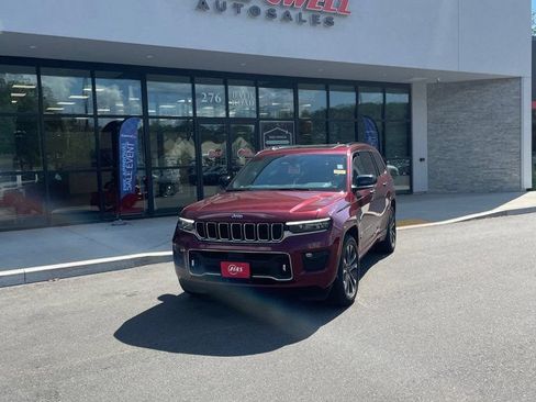 Used 2022 Jeep Grand Cherokee L Overland AWD/4WD image 1