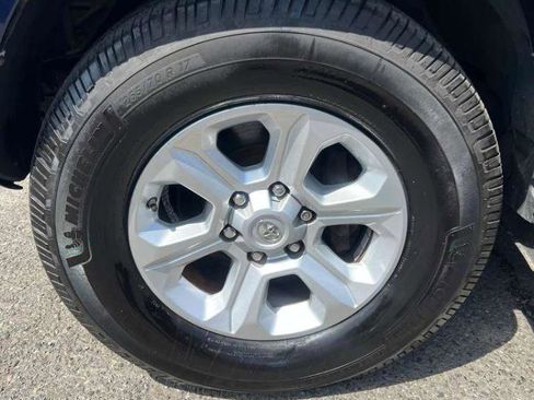 Used 2016 Toyota 4Runner SR5 Premium image 15