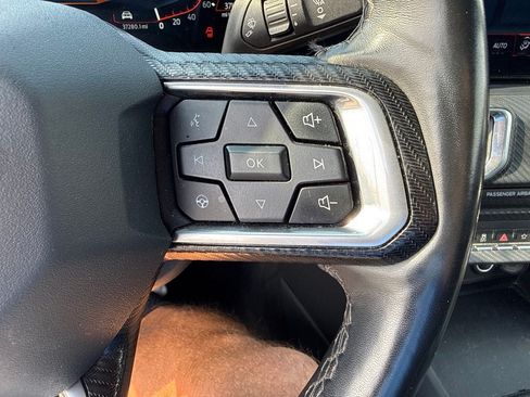 Used 2025 Ford Mustang Premium RWD image 27