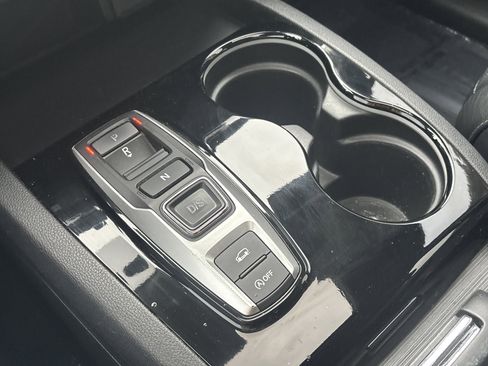 Used 2019 Honda Pilot Touring image 25