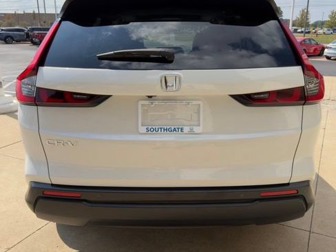 Certified 2026 Honda CR-V EX-L image 4