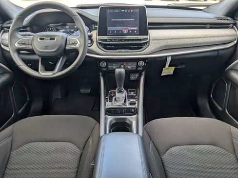 Used 2025 Jeep Compass Sport AWD/4WD image 24