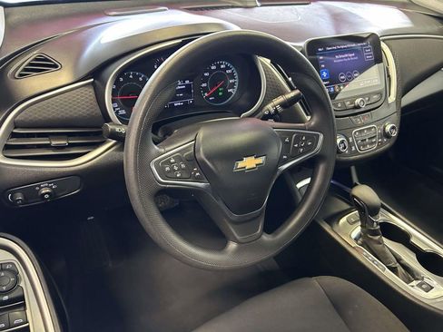 Used 2024 Chevrolet Malibu LT FWD image 13