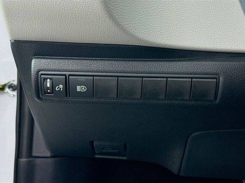 New 2026 Toyota Corolla LE image 10