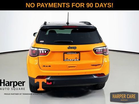 New 2026 Jeep Compass Trailhawk w/ Sun, Sound & Navigation Group AWD/4WD image 7
