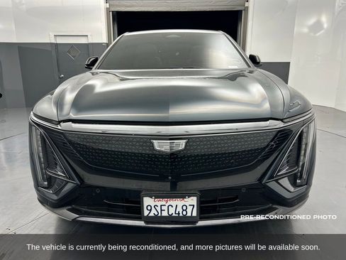 Used 2024 Cadillac Lyriq Sport image 9