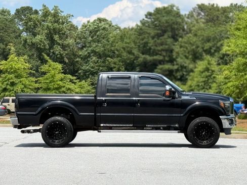 Used 2016 Ford F250 Lariat w/ Chrome Package AWD/4WD image 12