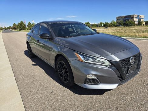 Used 2022 Nissan Altima 2.5 SR image 7