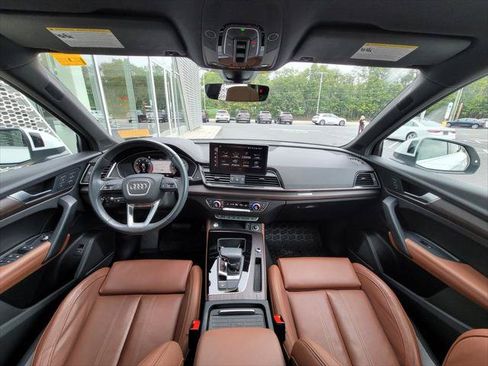 Certified 2024 Audi Q5 2.0T Prestige AWD/4WD image 18