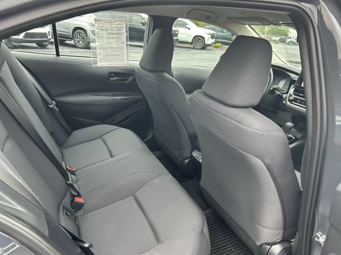 Used 2023 Toyota Corolla LE w/ LE Convenience Package FWD image 17