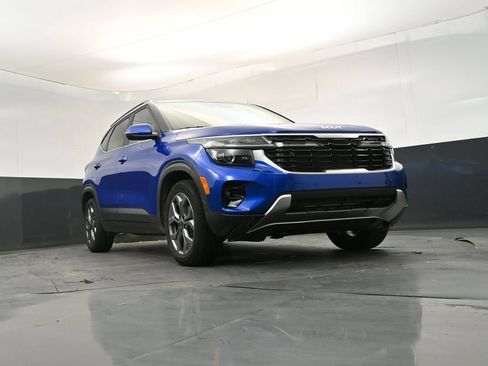 Certified 2024 Kia Seltos S FWD image 25