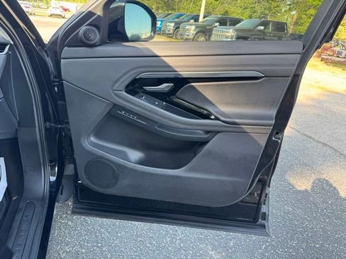 Used 2020 Land Rover Range Rover Evoque S image 10