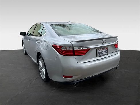 Used 2014 Lexus ES 350 w/ Luxury Package image 4