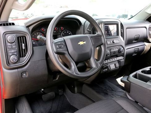 Used 2025 Chevrolet Silverado 1500 Custom AWD/4WD image 9