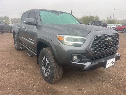 Used 2023 Toyota Tacoma TRD Off-Road w/ Technology Package AWD/4WD image 6