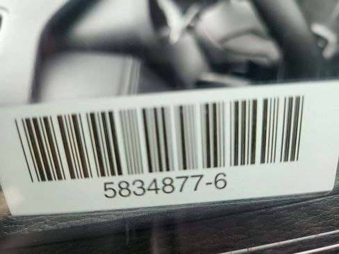 Used 2025 Mitsubishi Outlander SE image 5