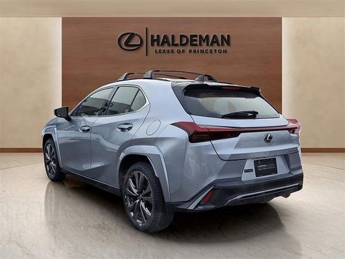 Certified 2023 Lexus UX 250h F Sport image 4