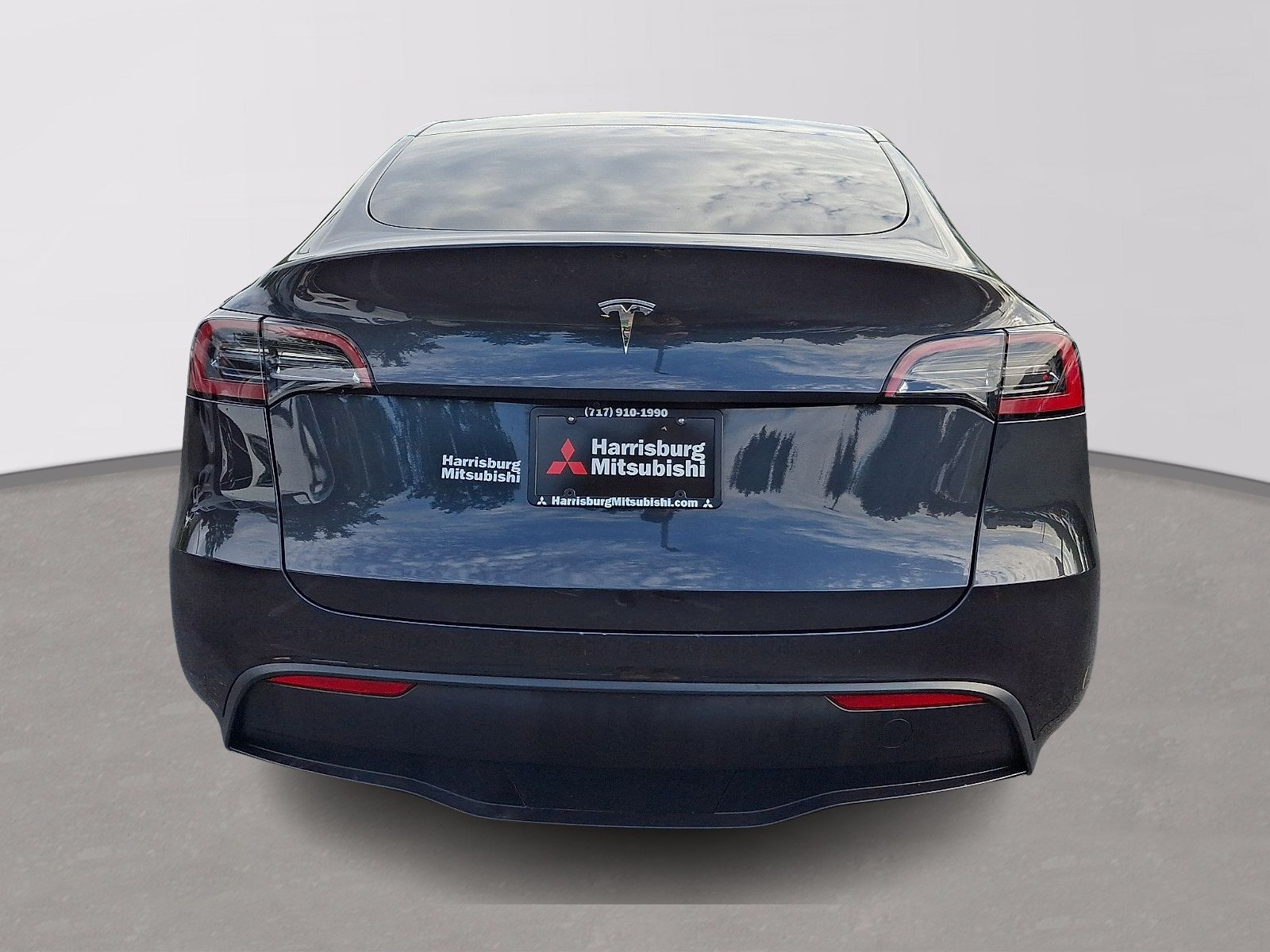 Used 2024 Tesla Model Y Long Range RWD image 5