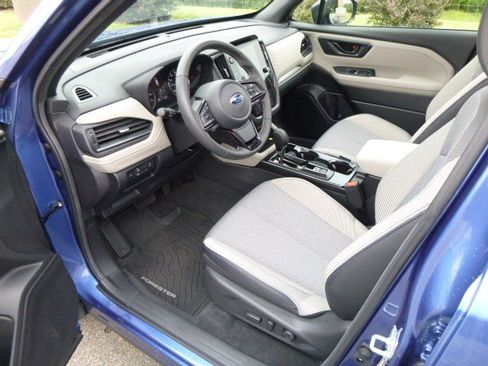 Certified 2026 Subaru Forester Premium w/ Base/Premium Plus Package AWD/4WD image 5