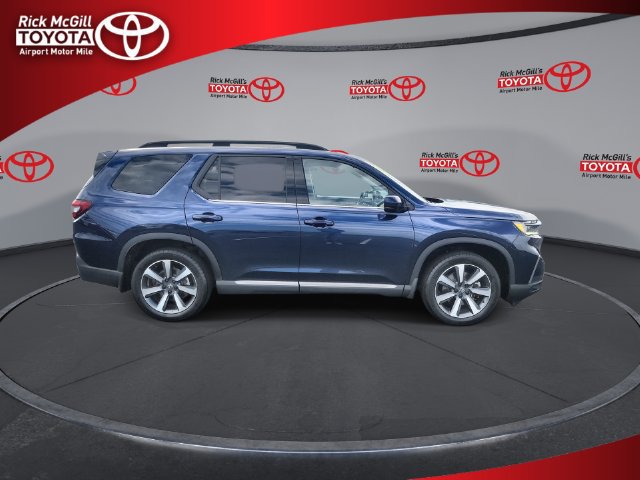 Used 2023 Honda Pilot Touring image 9