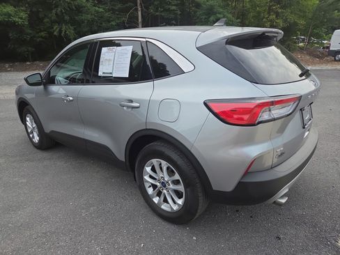 Used 2022 Ford Escape SE w/ Convenience Package image 5