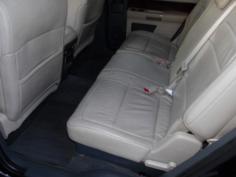 Used 2009 Ford Flex SEL image 23