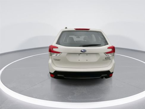 Used 2022 Subaru Forester 2.5i image 7