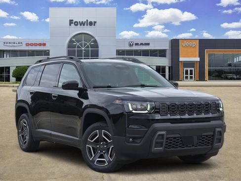 New 2026 Jeep Cherokee Laredo AWD/4WD image 1