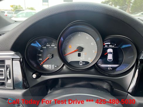 Used 2021 Porsche Macan S AWD/4WD image 32