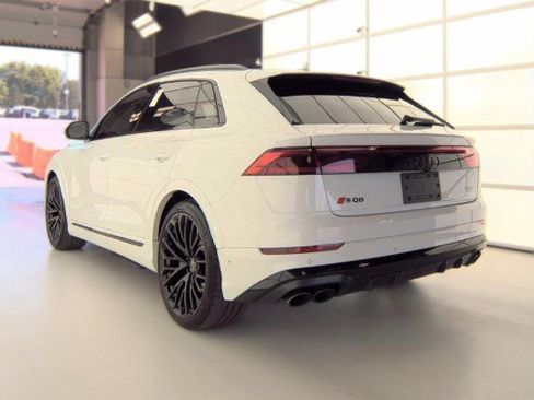 Used 2024 Audi SQ8 Premium Plus w/ S Sport Package AWD/4WD image 6