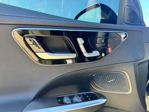 Certified 2024 Mercedes-Benz C 300 Sedan image 6