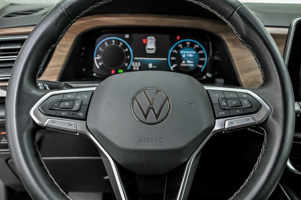 Used 2024 Volkswagen Atlas SE FWD image 22