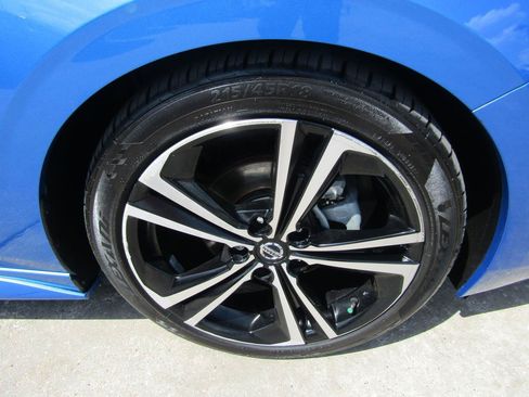 Used 2020 Nissan Sentra SR FWD image 7