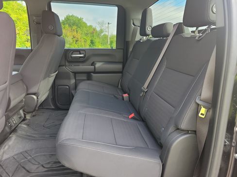 Used 2024 Chevrolet Silverado 2500 Custom w/ Custom Convenience Package AWD/4WD image 16