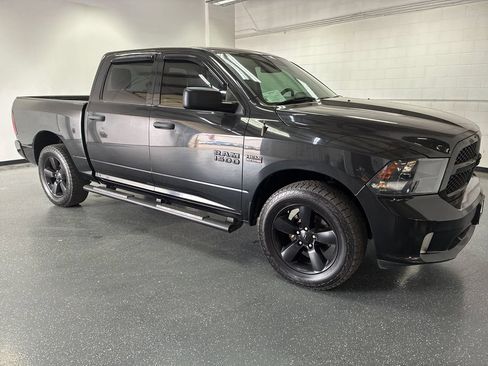 Used 2015 RAM 1500 Express AWD/4WD image 2