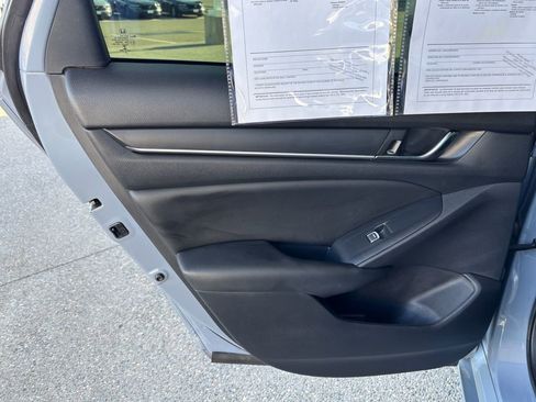 Used 2022 Honda Accord Sport image 24