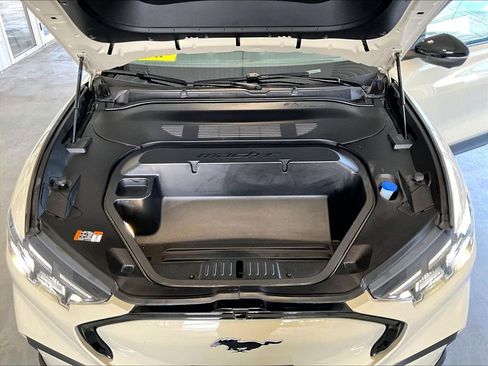 Used 2025 Ford Mustang Mach-E Premium image 28