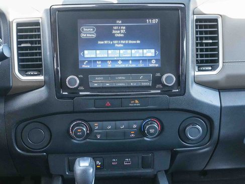 Used 2023 Nissan Frontier SV w/ Technology Package RWD image 13
