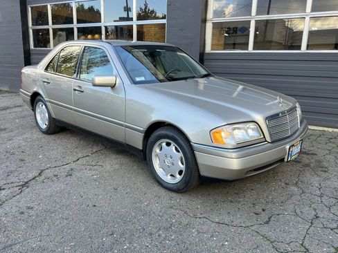 Used 1997 Mercedes-Benz C 280 Sedan image 8