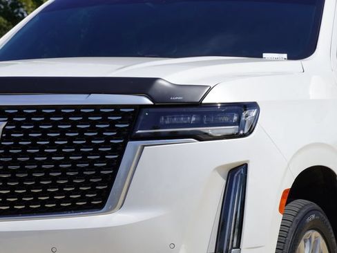 Used 2023 Cadillac Escalade ESV Premium Luxury w/ Performance Package AWD/4WD image 4