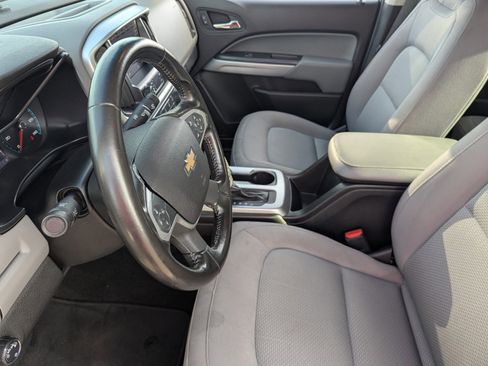 Used 2019 Chevrolet Colorado LT image 23
