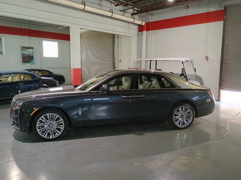 Used 2021 Rolls-Royce Ghost AWD/4WD image 3