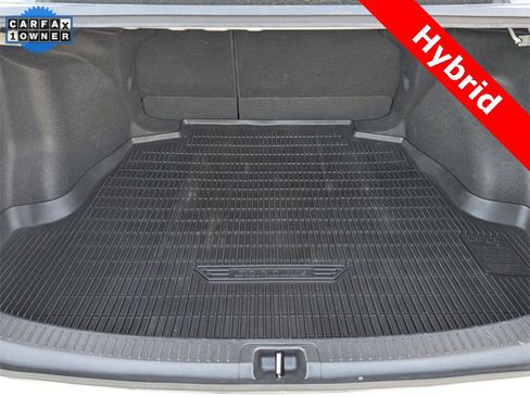 Used 2023 Toyota Corolla Hybrid Sedan image 31