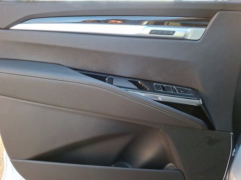 Used 2026 Cadillac Escalade Luxury w/ Touring Package image 14