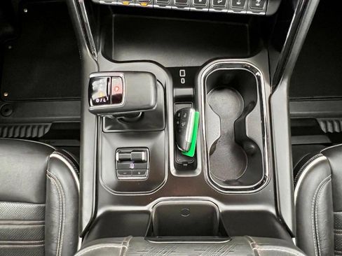 Used 2023 GMC Sierra 1500 AT4X image 24