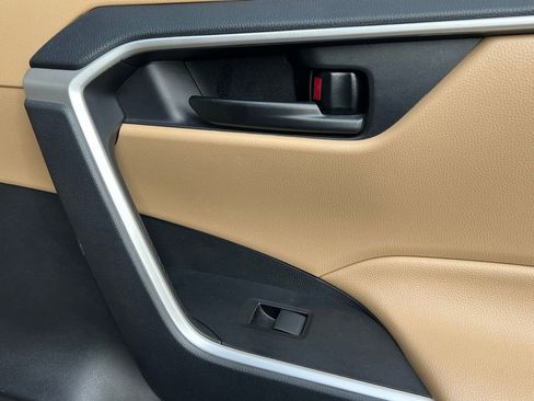 Used 2024 Toyota RAV4 LE image 18