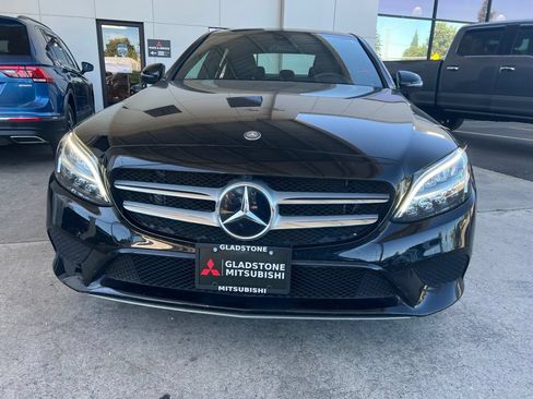 Used 2019 Mercedes-Benz C 300 Sedan image 3